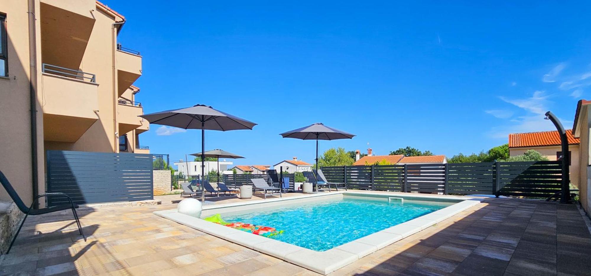 Apartment Bluemare With Shared Pool *